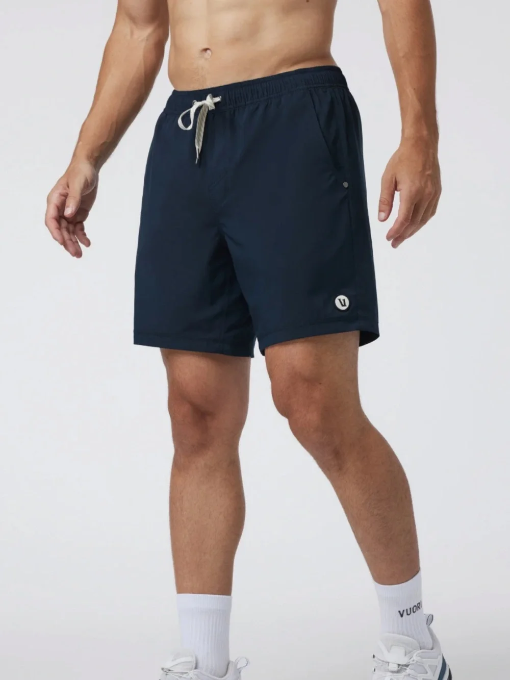 Men’s Vuori Kore Short Lined 7” - Picture 2 of 6